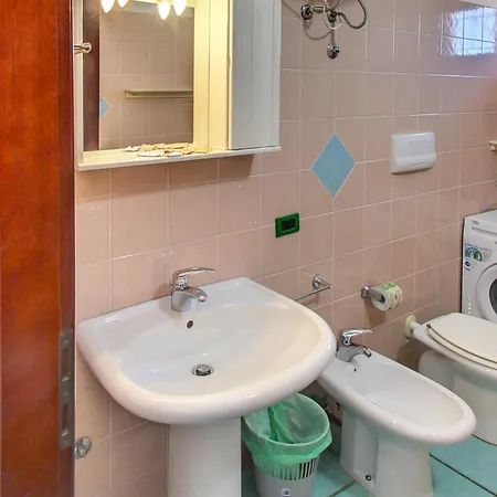 Oasi Anfiteatro Aparthotel 3*