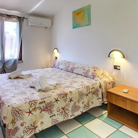 Oasi Anfiteatro Aparthotel 3*